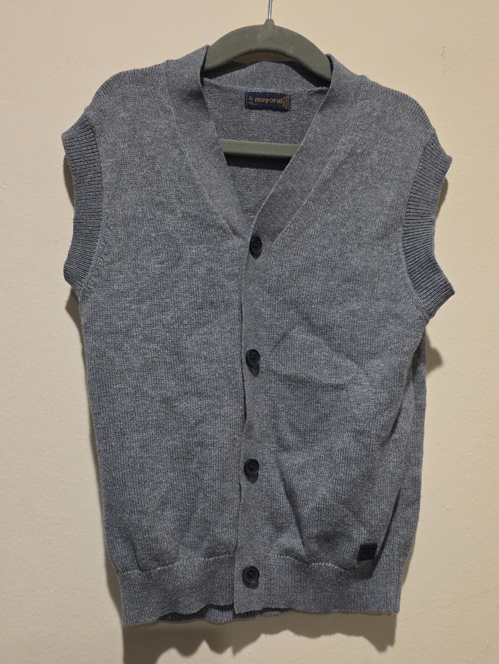 Mayoral Men's Gray Knit Button-Front Vest Size 6